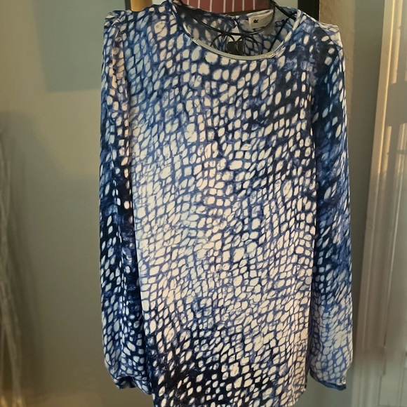 Michael Michael Kors Blue and White Ombre Tunic Blouse 6 Silver Logo - Picture 4 of 9